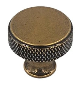 KNURLED KNOB