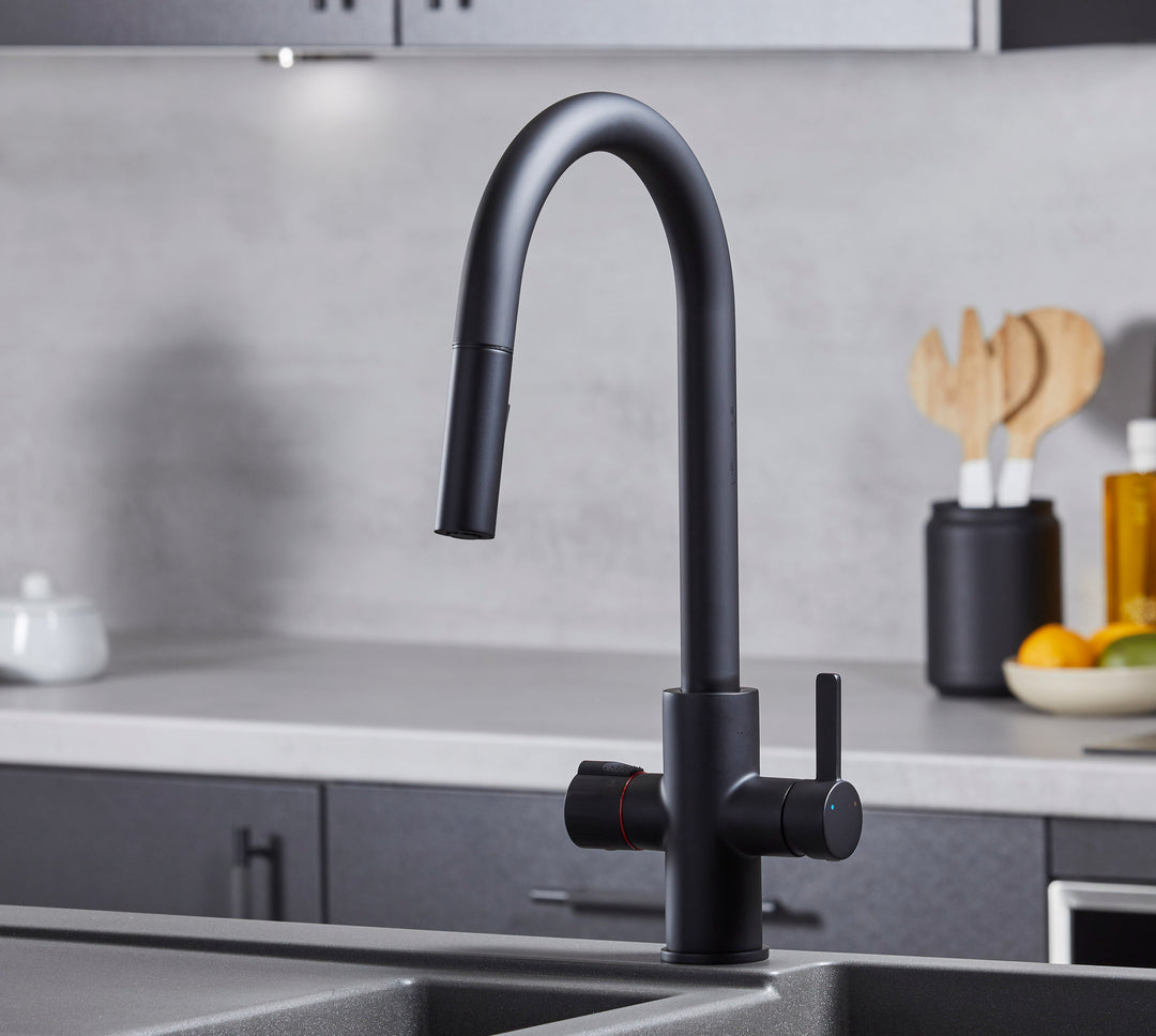 PLATINUM 4-IN-1 INSTANT HOT WATER TAP (PULL OUT)