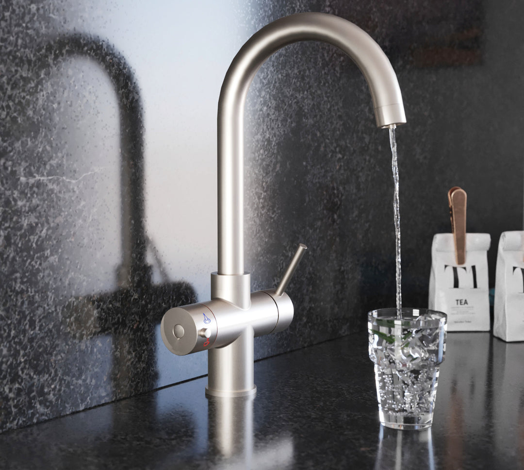 QUANTUM 4-IN-1 INSTANT HOT WATER TAP