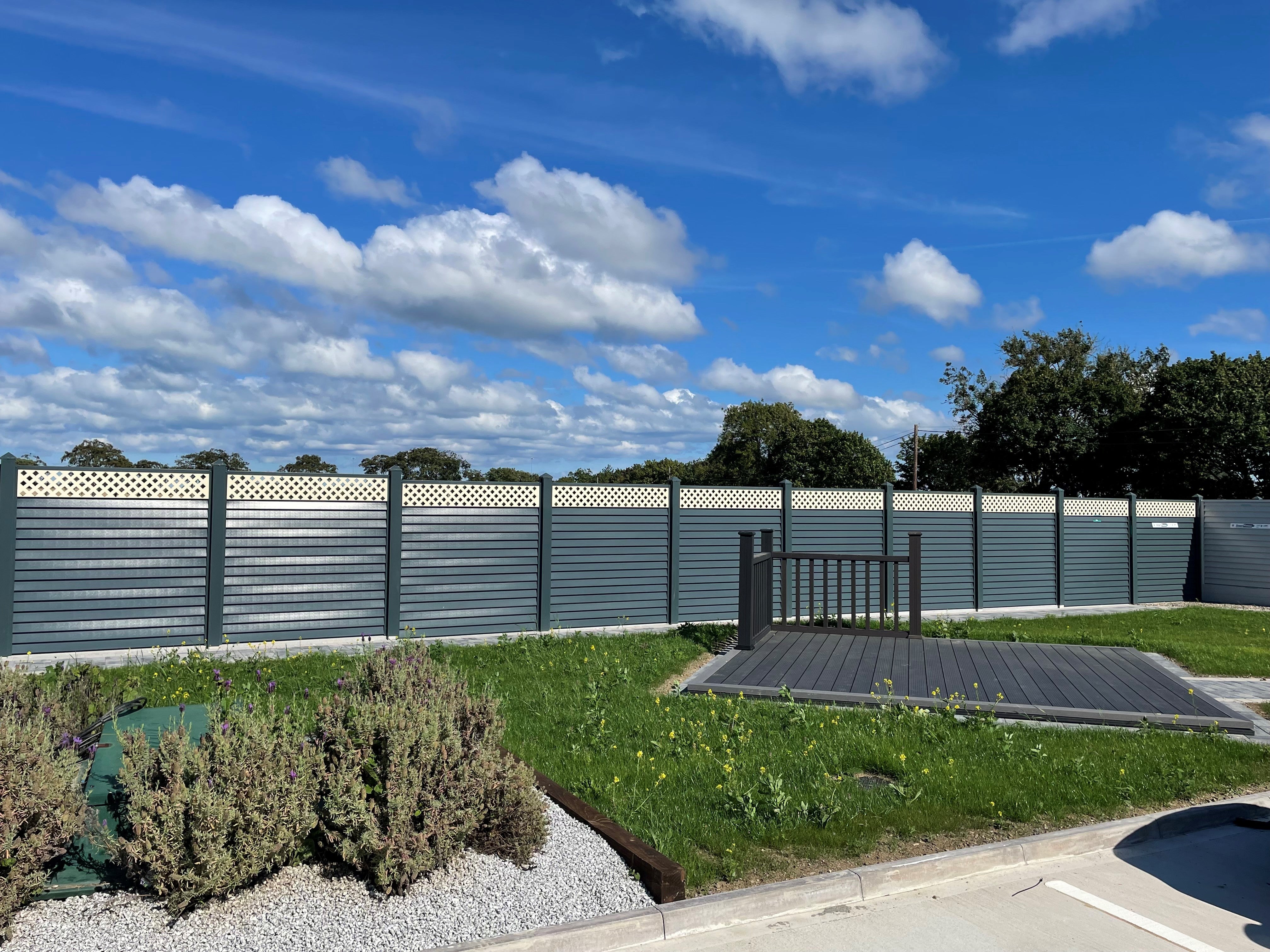 SmartFence fencing panels from Hoeys DIY